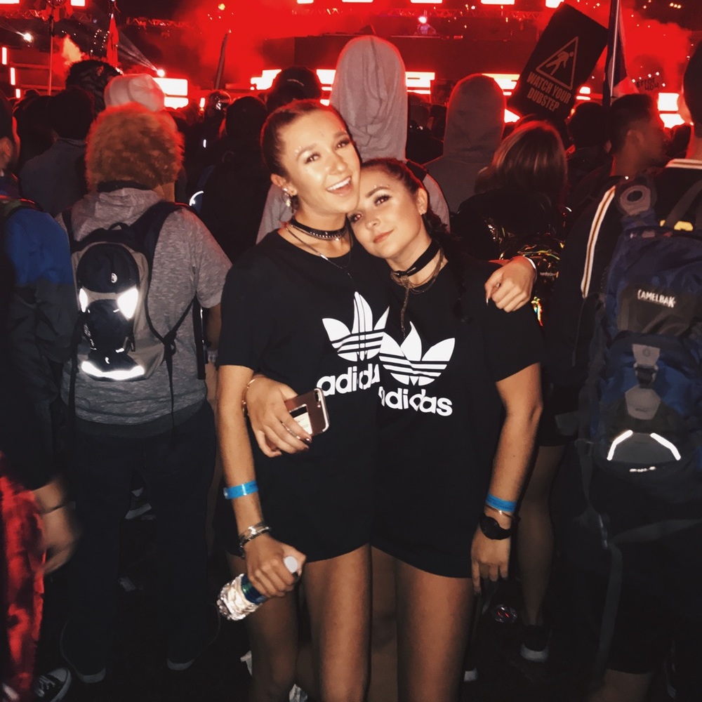Adidas tshirt